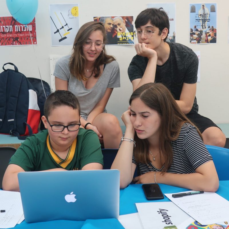 האקתון מדיה זמן מחאה תשעט (1) (1)